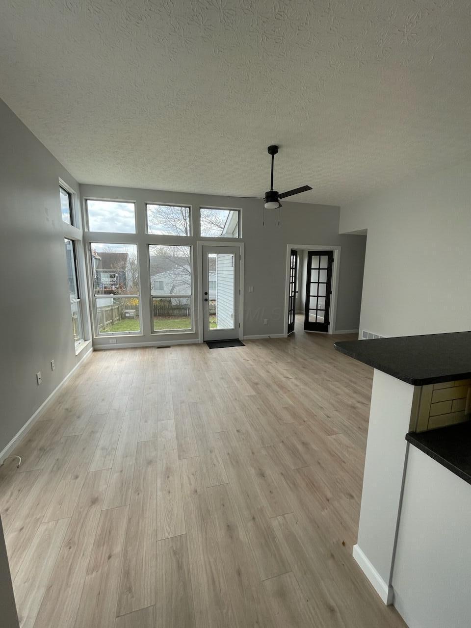 7593 Kemper Lakes Drive, Pickerington, Ohio image 4