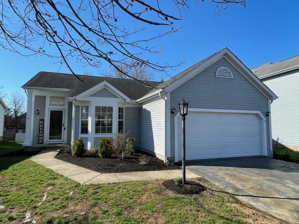 7593 Kemper Lakes Drive, Pickerington, Ohio image 1