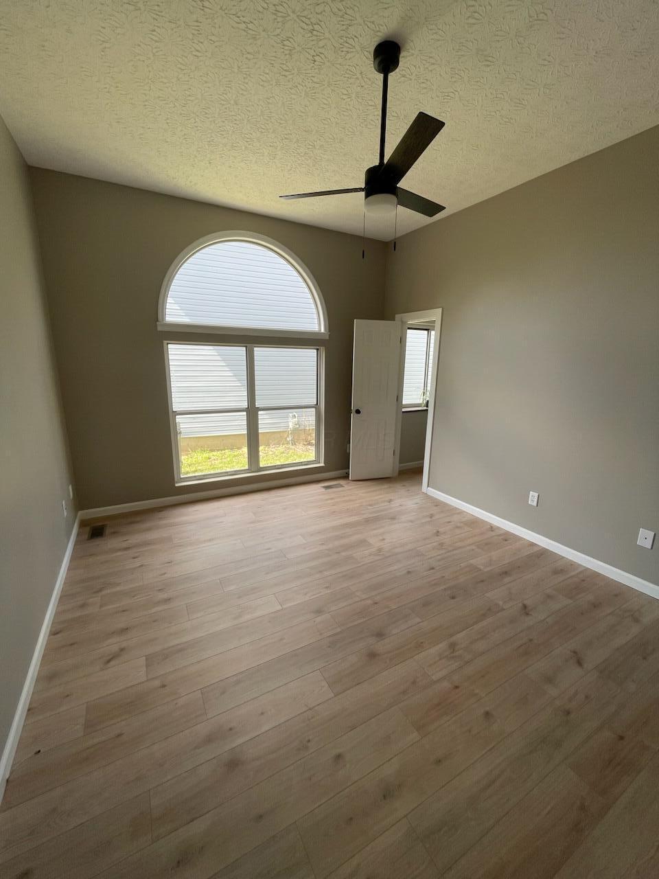 7593 Kemper Lakes Drive, Pickerington, Ohio image 10