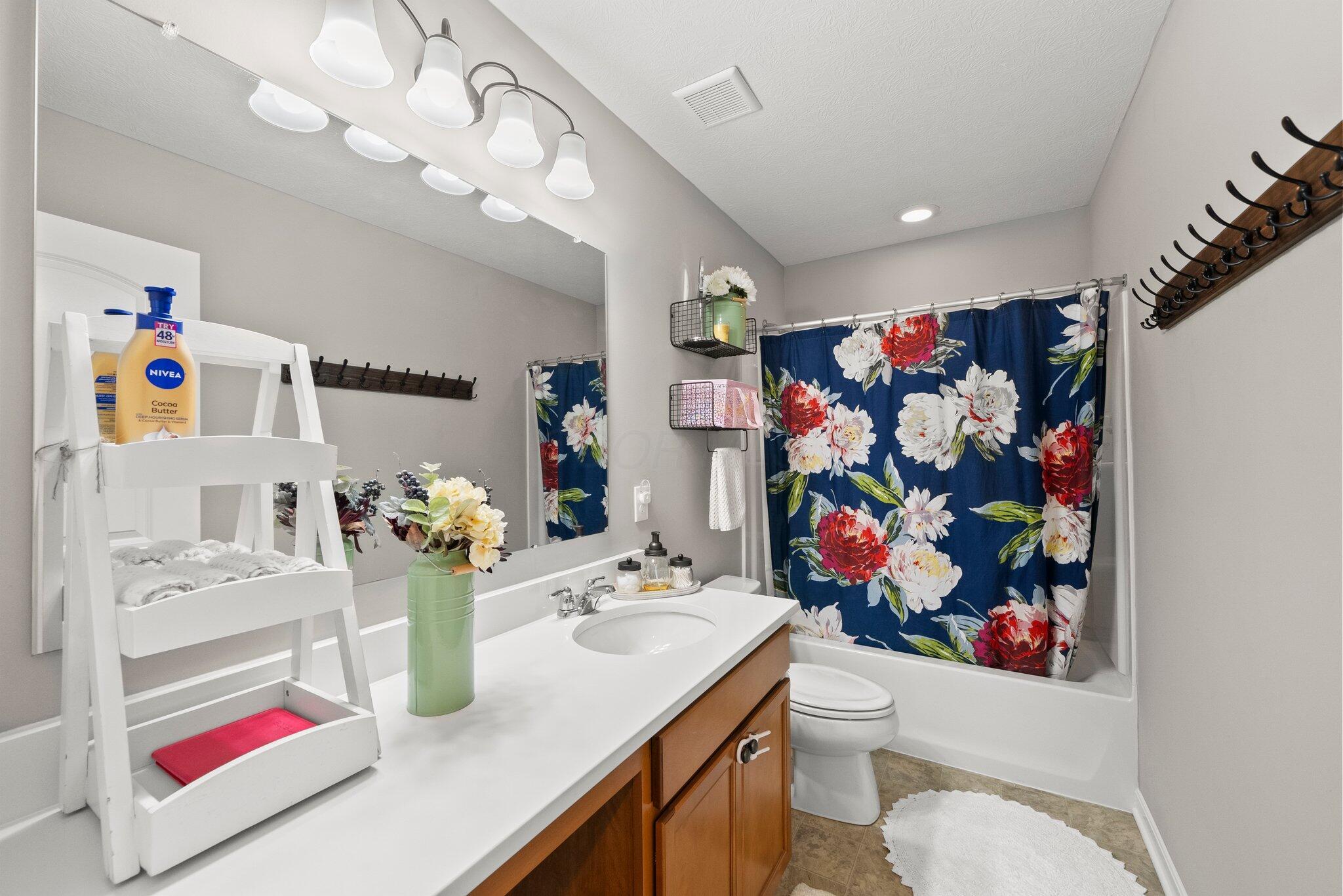 6875 Brooklyn Heights Road, Westerville, Ohio image 30