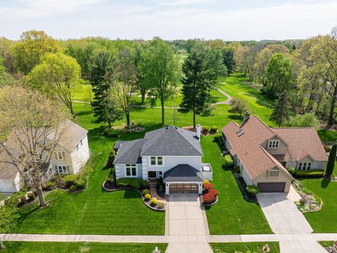 Photo of 2097 Thistlewood Drive, Columbus, OH 43235 (MLS # 226016401)