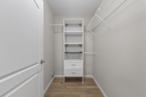 Tiny photo for 5901 Blackbird Way, Lewis Center, OH 43035 (MLS # 225045566)