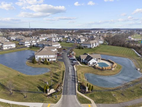 Tiny photo for 5901 Blackbird Way, Lewis Center, OH 43035 (MLS # 225045566)