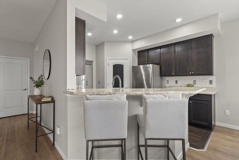 Tiny photo for 5901 Blackbird Way, Lewis Center, OH 43035 (MLS # 225045566)