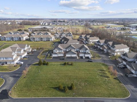 Tiny photo for 5901 Blackbird Way, Lewis Center, OH 43035 (MLS # 225045566)