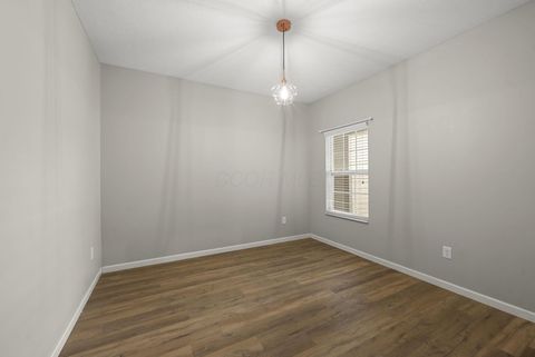 Tiny photo for 5901 Blackbird Way, Lewis Center, OH 43035 (MLS # 225045566)