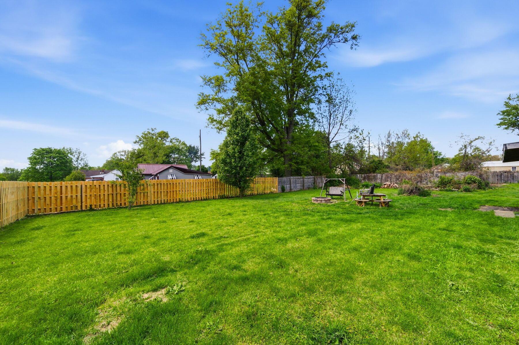 1509 White Oaks Road