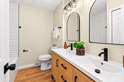 Tiny photo for 5689 Dorsey Drive, Columbus, OH 43235 (MLS # 226039979)