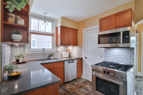 Tiny photo for 239 Chatham Road, Columbus, OH 43214 (MLS # 226036312)