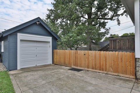 Tiny photo for 239 Chatham Road, Columbus, OH 43214 (MLS # 226036312)