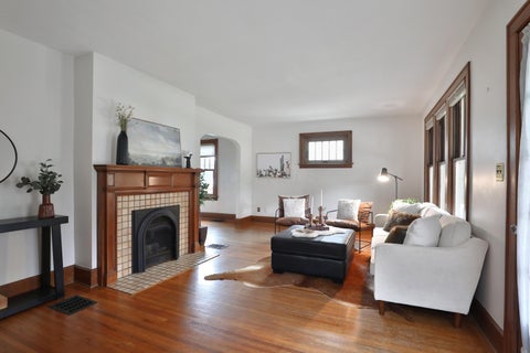 Tiny photo for 239 Chatham Road, Columbus, OH 43214 (MLS # 226036312)