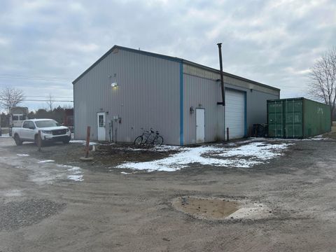 Photo of 20300 Northwest Parkway Parkway, Marysville, OH 43040 (MLS # 226006478)