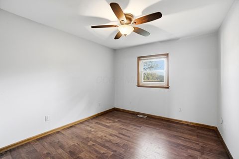 Tiny photo for 900 Amity Road, Galloway, OH 43119 (MLS # 225041008)