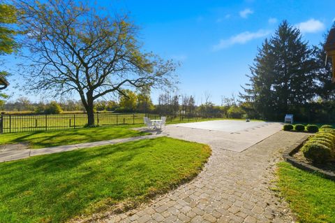 Tiny photo for 900 Amity Road, Galloway, OH 43119 (MLS # 225041008)