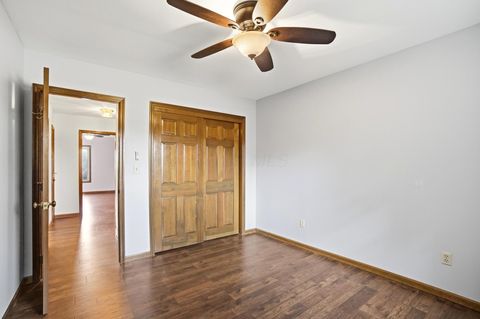 Tiny photo for 900 Amity Road, Galloway, OH 43119 (MLS # 225041008)