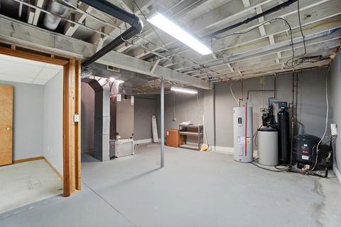 Tiny photo for 900 Amity Road, Galloway, OH 43119 (MLS # 225041008)