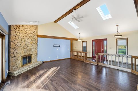 Tiny photo for 900 Amity Road, Galloway, OH 43119 (MLS # 225041008)