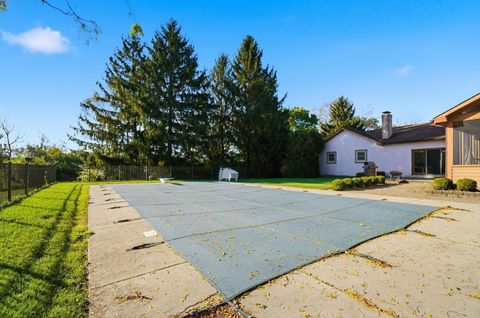 Tiny photo for 900 Amity Road, Galloway, OH 43119 (MLS # 225041008)