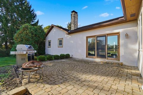 Tiny photo for 900 Amity Road, Galloway, OH 43119 (MLS # 225041008)