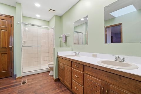 Tiny photo for 900 Amity Road, Galloway, OH 43119 (MLS # 225041008)