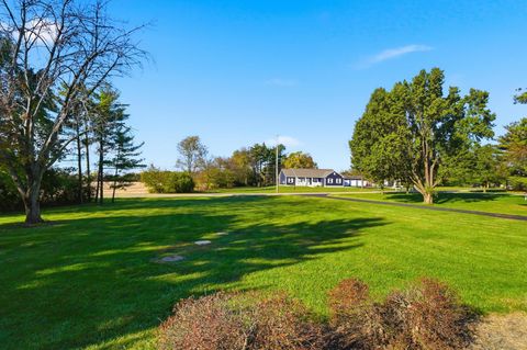 Tiny photo for 900 Amity Road, Galloway, OH 43119 (MLS # 225041008)