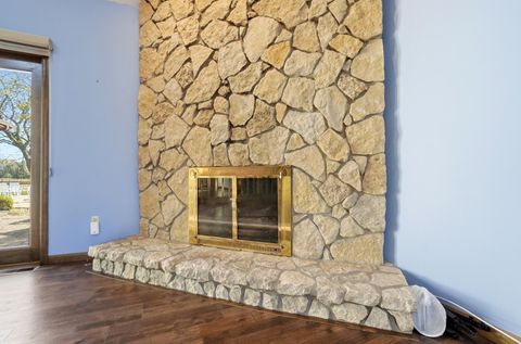 Tiny photo for 900 Amity Road, Galloway, OH 43119 (MLS # 225041008)