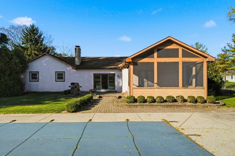 Tiny photo for 900 Amity Road, Galloway, OH 43119 (MLS # 225041008)