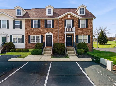 Photo of 1151 Kinneton, Columbus, OH 43228 (MLS # 226008916)