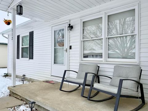 Tiny photo for 312 Sherman Avenue, London, OH 43140 (MLS # 225045002)