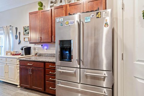 Tiny photo for 687 Wintergreen Way, Lewis Center, OH 43035 (MLS # 225042095)