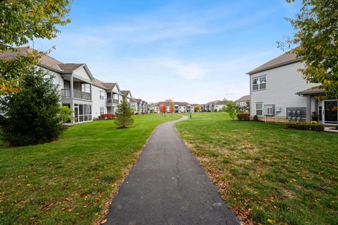 Tiny photo for 687 Wintergreen Way, Lewis Center, OH 43035 (MLS # 225042095)