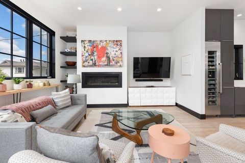 Tiny photo for 93 Ottar Alley, Columbus, OH 43201 (MLS # 226013119)