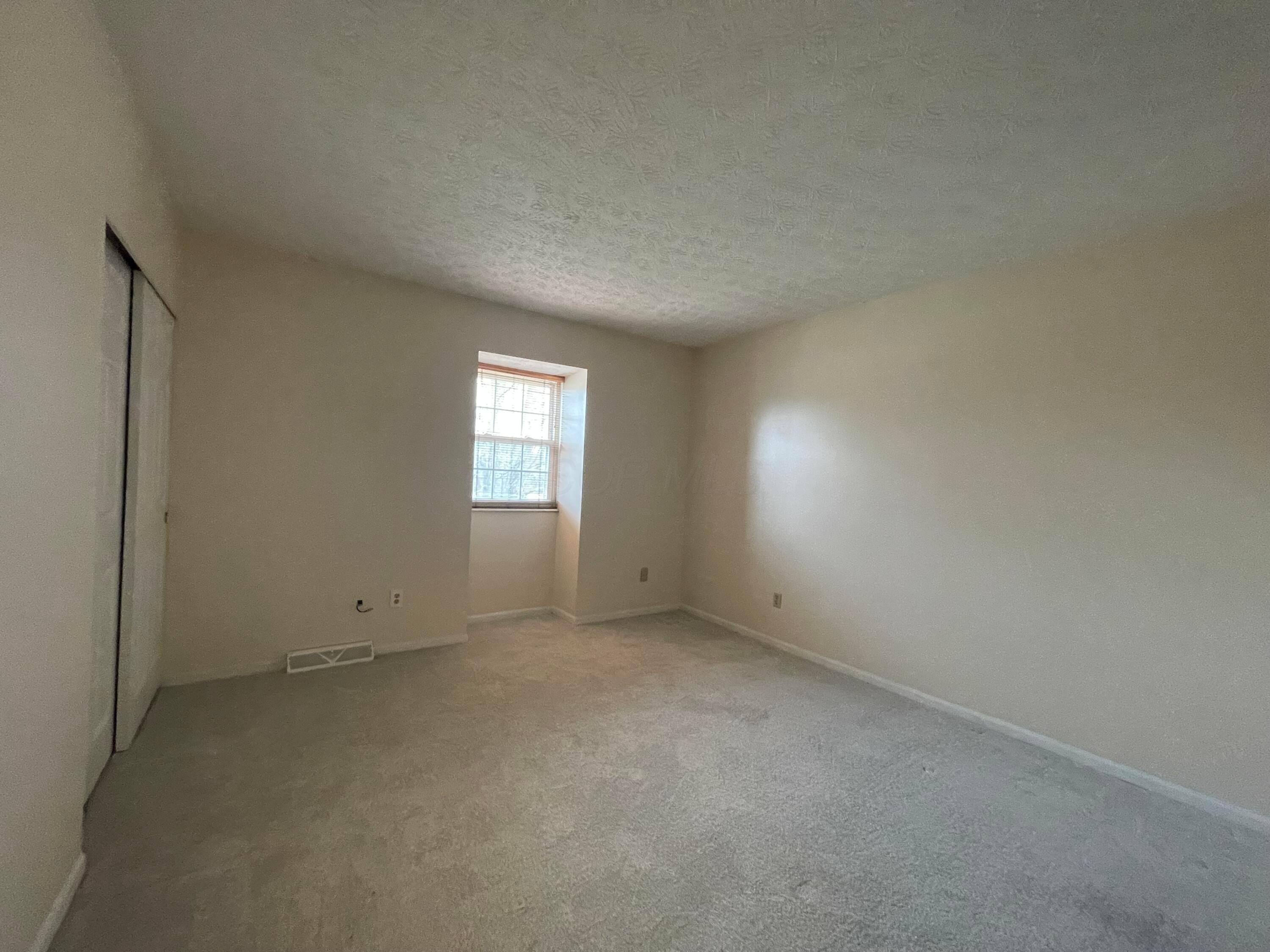 2696 Petzinger Road, Columbus, Ohio image 12