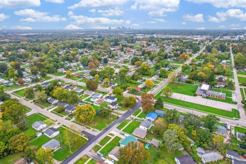 Tiny photo for 2992 Fairwood Avenue, Columbus, OH 43207 (MLS # 226039585)