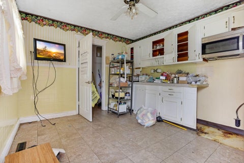 Tiny photo for 2992 Fairwood Avenue, Columbus, OH 43207 (MLS # 226039585)