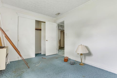 Tiny photo for 2992 Fairwood Avenue, Columbus, OH 43207 (MLS # 226039585)