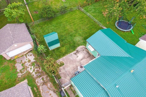 Tiny photo for 2992 Fairwood Avenue, Columbus, OH 43207 (MLS # 226039585)