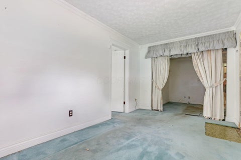 Tiny photo for 2992 Fairwood Avenue, Columbus, OH 43207 (MLS # 226039585)