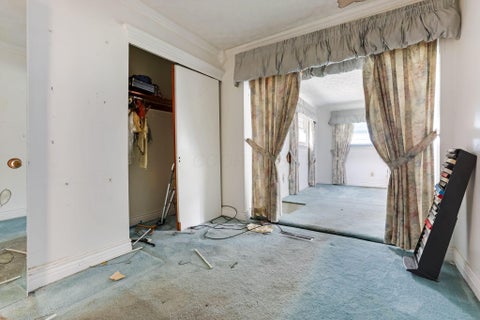 Tiny photo for 2992 Fairwood Avenue, Columbus, OH 43207 (MLS # 226039585)