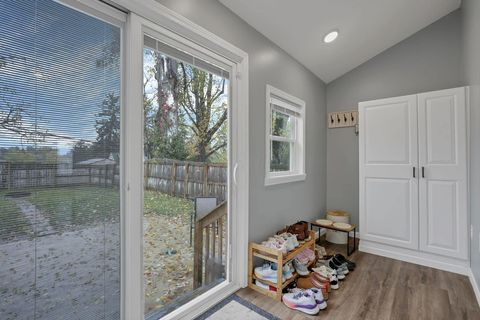 Tiny photo for 392 Arlington Avenue, Newark, OH 43055 (MLS # 225045180)