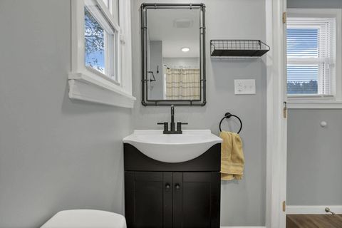 Tiny photo for 392 Arlington Avenue, Newark, OH 43055 (MLS # 225045180)