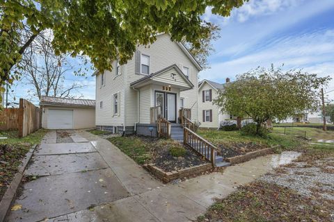 Tiny photo for 392 Arlington Avenue, Newark, OH 43055 (MLS # 225045180)