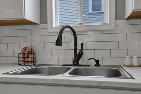 Tiny photo for 392 Arlington Avenue, Newark, OH 43055 (MLS # 225045180)