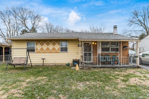 Photo of 1646 Clyde Place, Columbus, OH 43227 (MLS # 225046278)