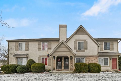 Photo of 1882 Billingsley Road, Columbus, OH 43235 (MLS # 226006083)
