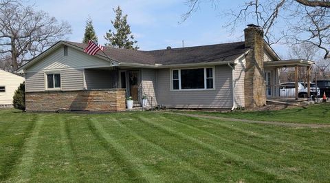 Photo of 780 Fieldson Drive, Heath, OH 43056 (MLS # 226008673)