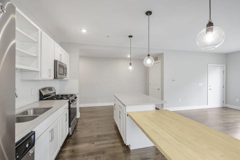Tiny photo for 1020 Pennsylvania Avenue, Columbus, OH 43201 (MLS # 226035975)