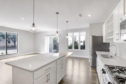 Tiny photo for 1020 Pennsylvania Avenue, Columbus, OH 43201 (MLS # 226035975)