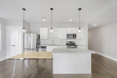 Tiny photo for 1020 Pennsylvania Avenue, Columbus, OH 43201 (MLS # 226035975)