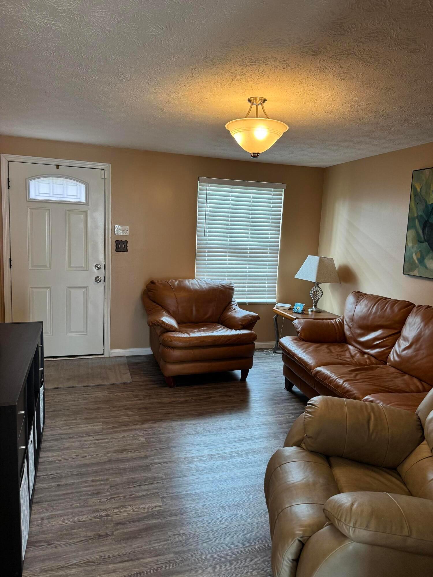 922 Breathitt Avenue